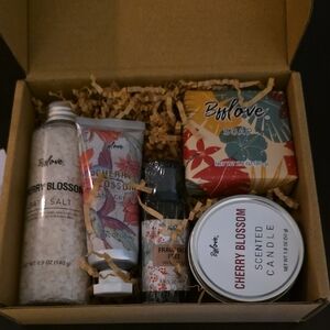 Love Cherry Blossom Bath & Body Set - Pink and White